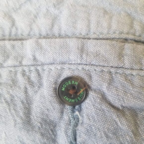 Modern Amusement Parker Brooks Bermuda Blue Chambray - Size 36 - Picture 7 of 7